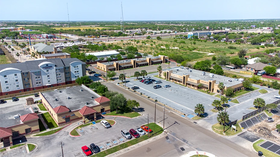 Harlingen aerial view: Medical center Kuye